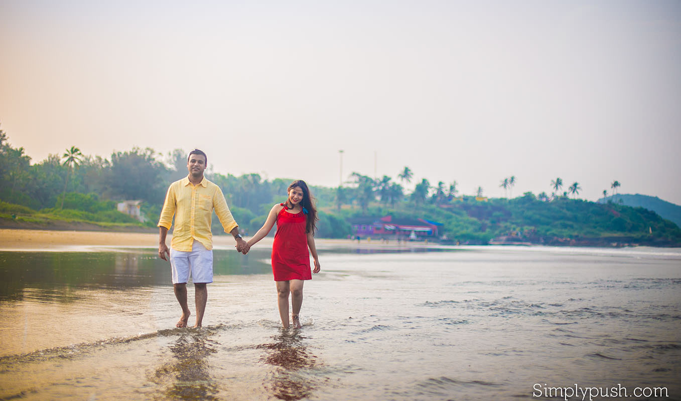 Beach shoot 😍 Tag | Share | Mention your bae😉😘❣️ Best Pre-wedding  Photographer @jk_photography_27 ↡ ↡ Your Favourite @_couple_gallery_ ♥️… |  Instagram